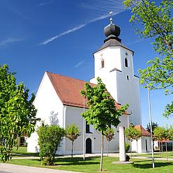 St. Leonhardkirche Pavelsbach  Außenansicht